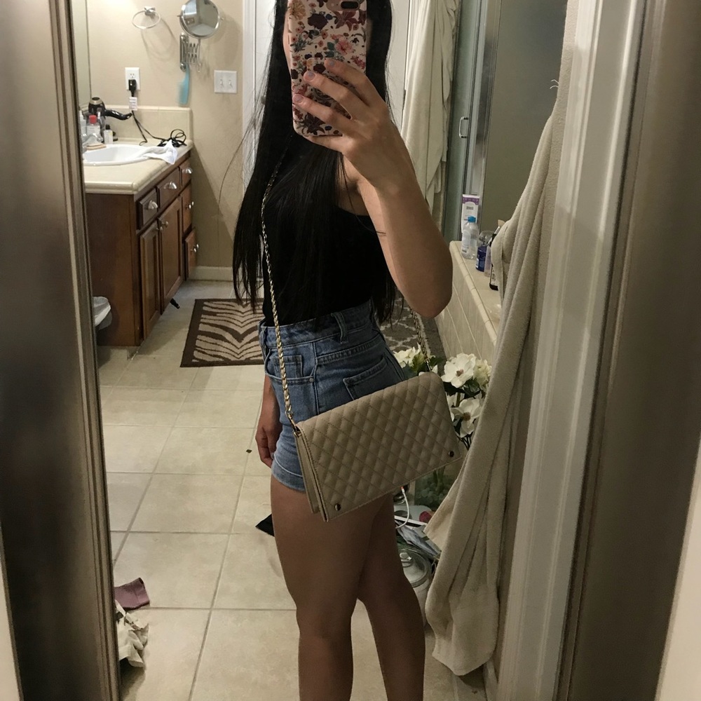 Cream purse - Picture 6 of 8